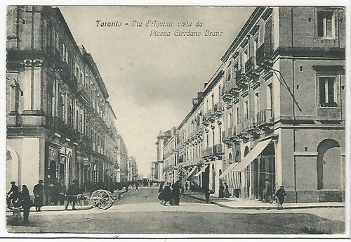 Taranto via - -,
